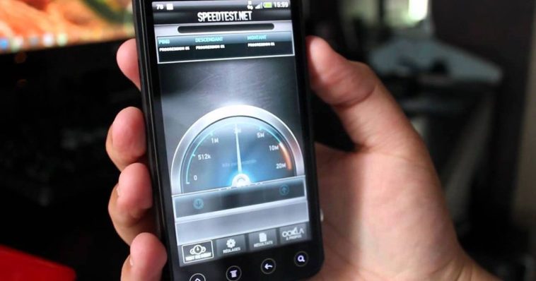 Uno speedtest su uno smartphone: ecco le connessione dati più veloci