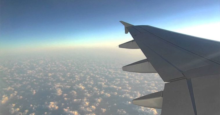 Ala di un areo che gli permette di volare