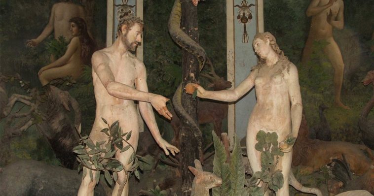 Nel giardino dell'Eden Adamo e Eva si interrogano sul numero di costole