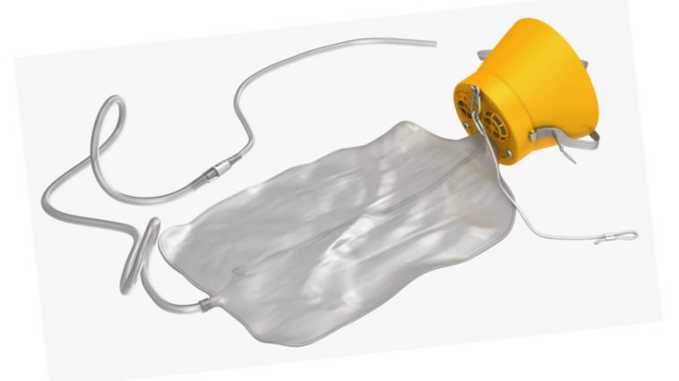 Maschera d'ossigeno con sacchetto non si gonfia ma funziona sull'aereo