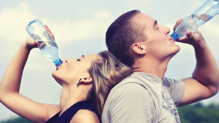 Due persone reintegrano liquidi